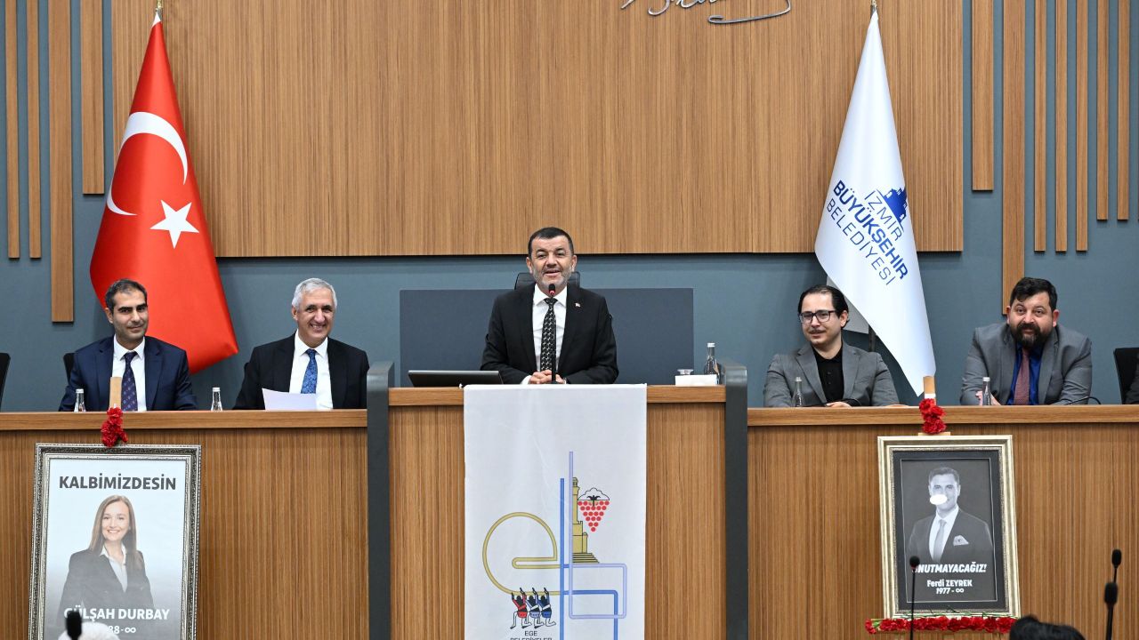 Ege Belediyeler Birliği İzmir'de buluştu: “Güçlü kentler ortak akılla inşa edilir”