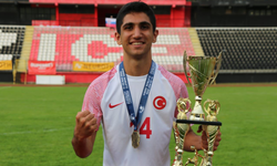 Bergamalı Semih Ayriç dünya şampiyonu!