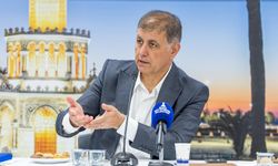 Başkan Tugay’dan zeytincilik vurgusu: “Katma değeri artırmazsak üretici ağacını kesmek zorunda kalabilir”