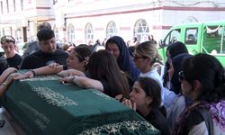 Çeşme’de öldürülen Can Polat son yolculuğuna uğurlandı: Kızı sinir krizi geçirdi
