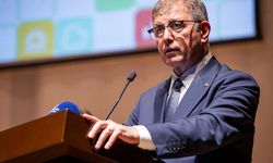 Cemil Tugay CHP’den istifa etti: Bağımsız belediye başkanı olarak devam edecek