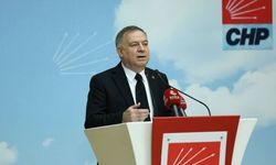Gökan Zeybek’ten İzmir operasyonlarına sert tepki: “milletin iradesi hedef alınıyor”