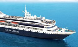 Miray Cruises gemisi Yunanistan’da hacizle tutuklandı: Beş Türk çalışan gemide kaldı
