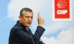 Özgür Özel’den yeni parti iddialarına yanıt: “B planı olarak hazırlıklı olmak zorundayız”