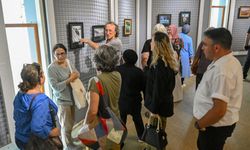 Bornova’da “Biz” sergisi: Ressam kardeşler buluştu