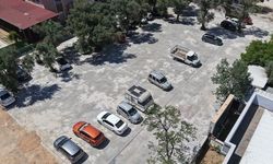 Menderes Belediyesi’nden 2500 metrekarelik düzenleme: Tozlu alan parke ile yenilendi