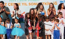 Çeşme’nin miniklerinden renkli mezuniyet
