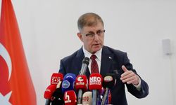 Cemil Tugay'dan “AK Parti” iddialarına yanıt: “Öncelik İzmir’in huzuru”