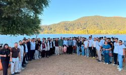 AK Parti İzmir Gençlik Kolları, Gölcük'te gençlerle bir araya geldi