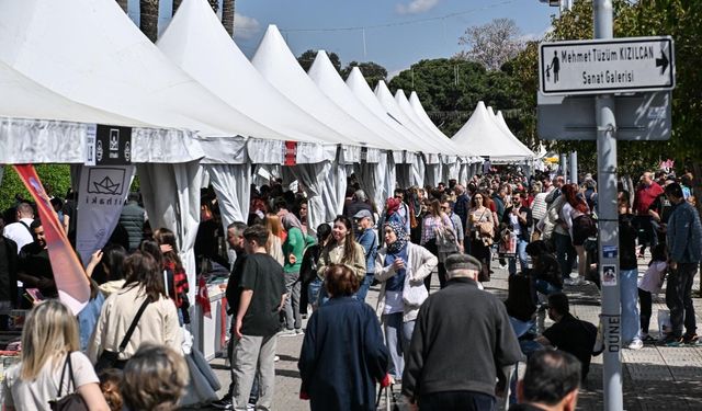 İZKİTAP’ta edebiyat dolu hafta sonu