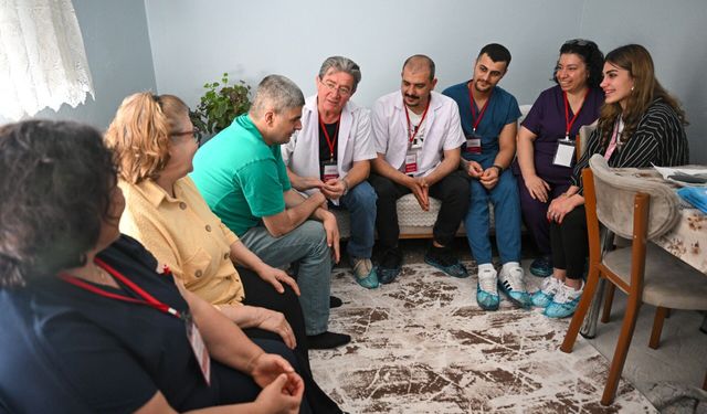 Bornova Belediyesi’nden Selçuk’a anlamlı doğum günü sürprizi