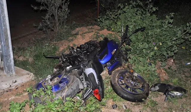 Ödemiş’te motosiklet ile kamyonet çarpıştı: Sürücü yaşamını yitirdi