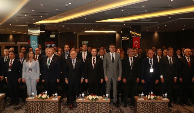 CHP’li başkanlar Balıkesir’de buluştu: “İktidara giden yol yerelden geçiyor”