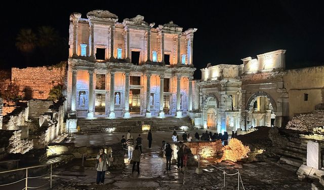 Efes’te gece turu heyecanı: Gençlere ücretsiz!