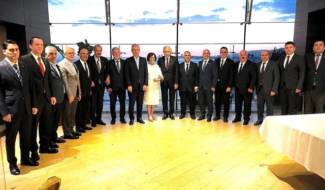 İzmir iş dünyası buluştu: Yalçın Ata damga vurdu