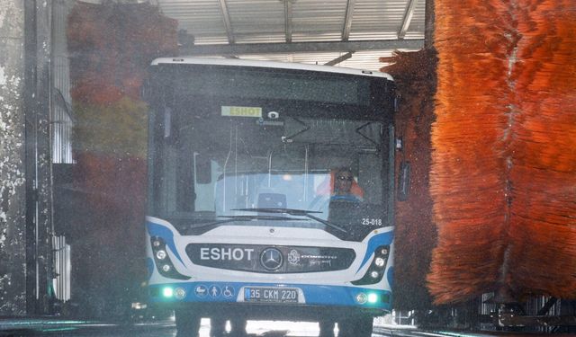 İzmir'de kuraklığa karşı gri su hamlesi: Duş suları otobüs yıkamada kullanılacak