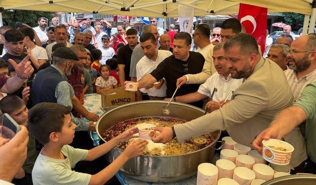 Pınarbaşı’nda aşure bereketi: Gönüller birleşti