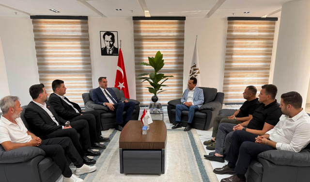 CHP’li Güç’ten Mobilyacılar Odası’na ziyaret: “Esnaf önünü göremiyor”