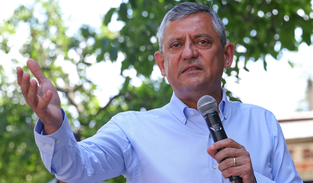 “Yeni Parti” için tarih iddiası: Özgür Özel grup toplantısında veda mı edecek?