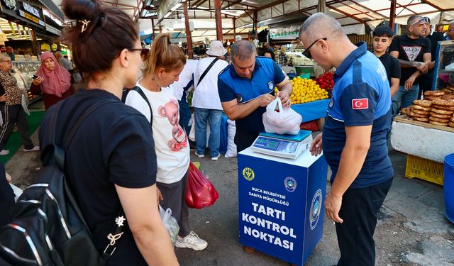 Buca pazarlarında tartı kontrolü: Vatandaşın hakkı korunuyor