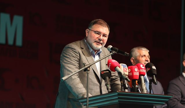 AK Partili Saygılı’dan Konak Meydanı’nda 15 Temmuz mesajları
