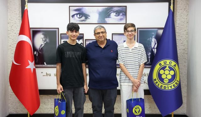 Buca'nın Dijital Dershanesi LGS'de iki Türkiye birincisi çıkardı