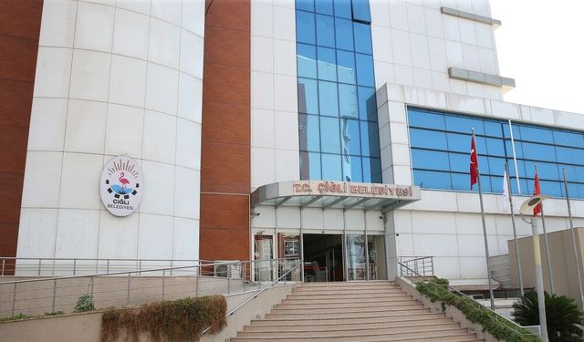 Çiğli Belediyesi Fakir Baykurt Roman Ödülü bu yıl sahibini bulmadı