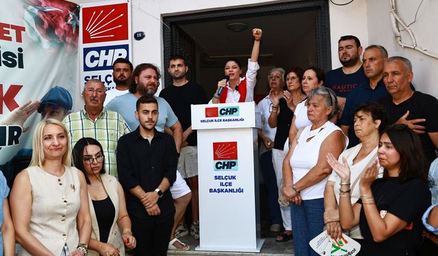 Efes Selçuk’ta CHP’de toplu istifa: “Bu yol iktidar yoludur”
