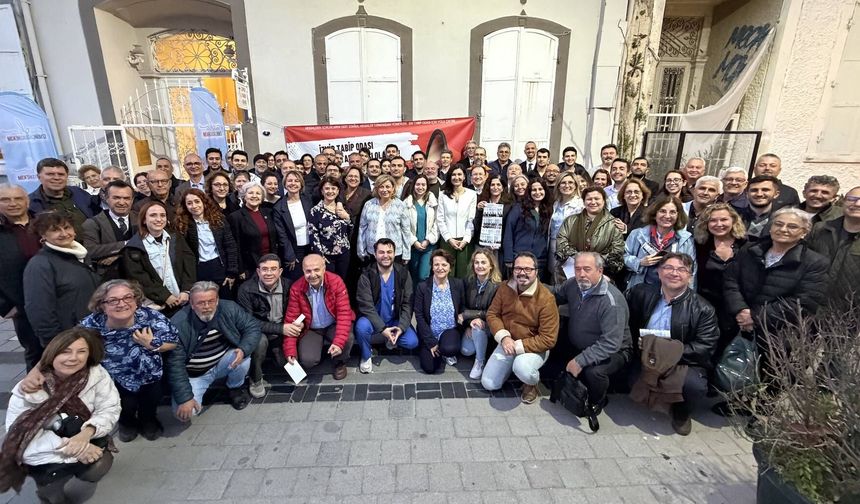 “Yeni Nefes, Ortak Gelecek”: İzmir Çağdaş Hekim Grubu seçim çalışmalarına başladı