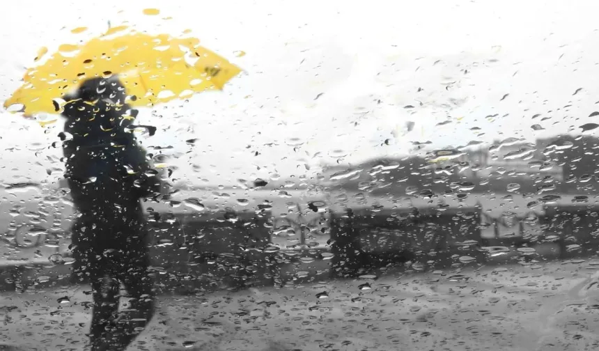 Meteoroloji İzmir için sarı alarm verdi: Kuvvetli sağanak geliyor