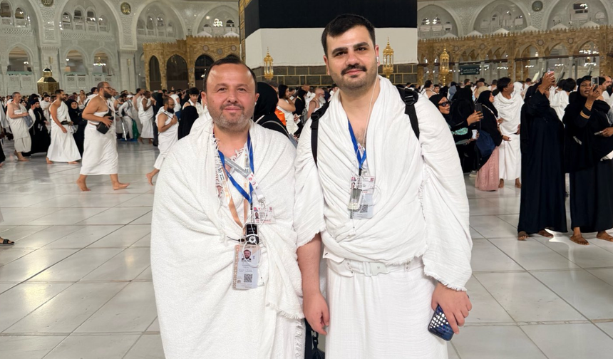 AK Partili Eyyüp Kadir İnan kutsal topraklarda