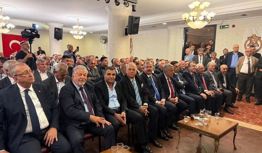 Yalçın Ata, Ayakkabıcılar Federasyonu Genel Kurulu’na katıldı