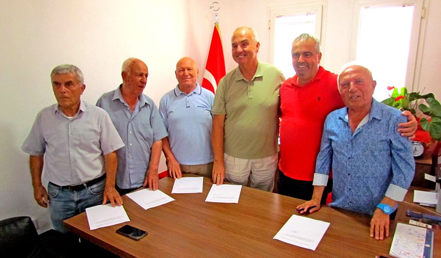 CHP Çeşme'de yaprak dökümü! Eski ilçe başkanları Yeni Parti'ye katılıyor
