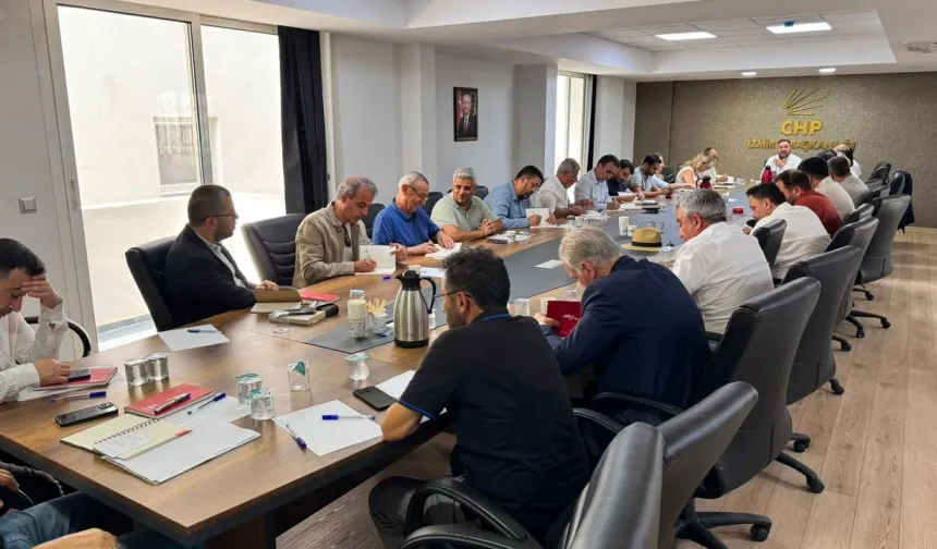 Utku Gümrükçü yönetimi kararını verdi: İki ilçe yönetimi görevden alındı