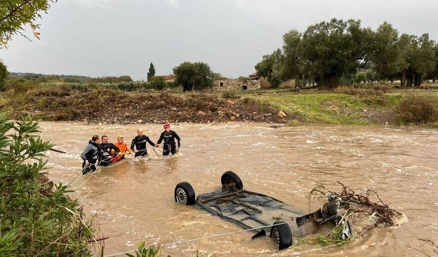 Foça felaketi yaşıyor!