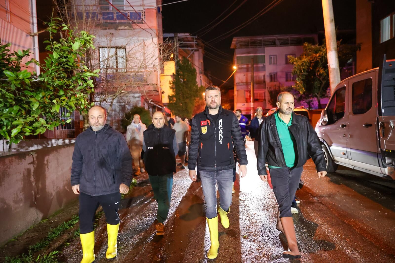 Başkan Duman'dan Sokak Sokak Kriz Yönetimi 07