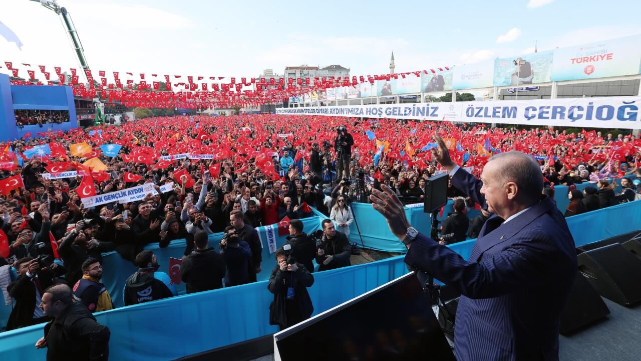 Erdogan 2433635