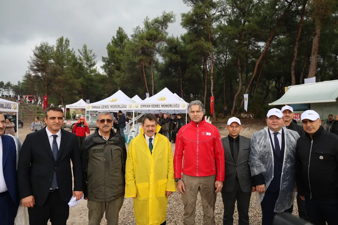 🌳 11 Kasım Milli Ağaçlandırma Günü 🌳#Sevdamızyeşilvatanbugün, Geleceğe Nefes Olmak Için Bir A (1)