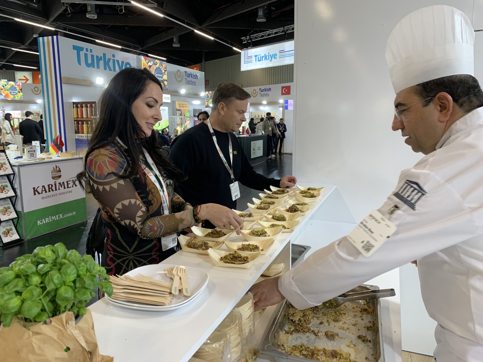 1771311024 So Uk Baklava Tad M-1