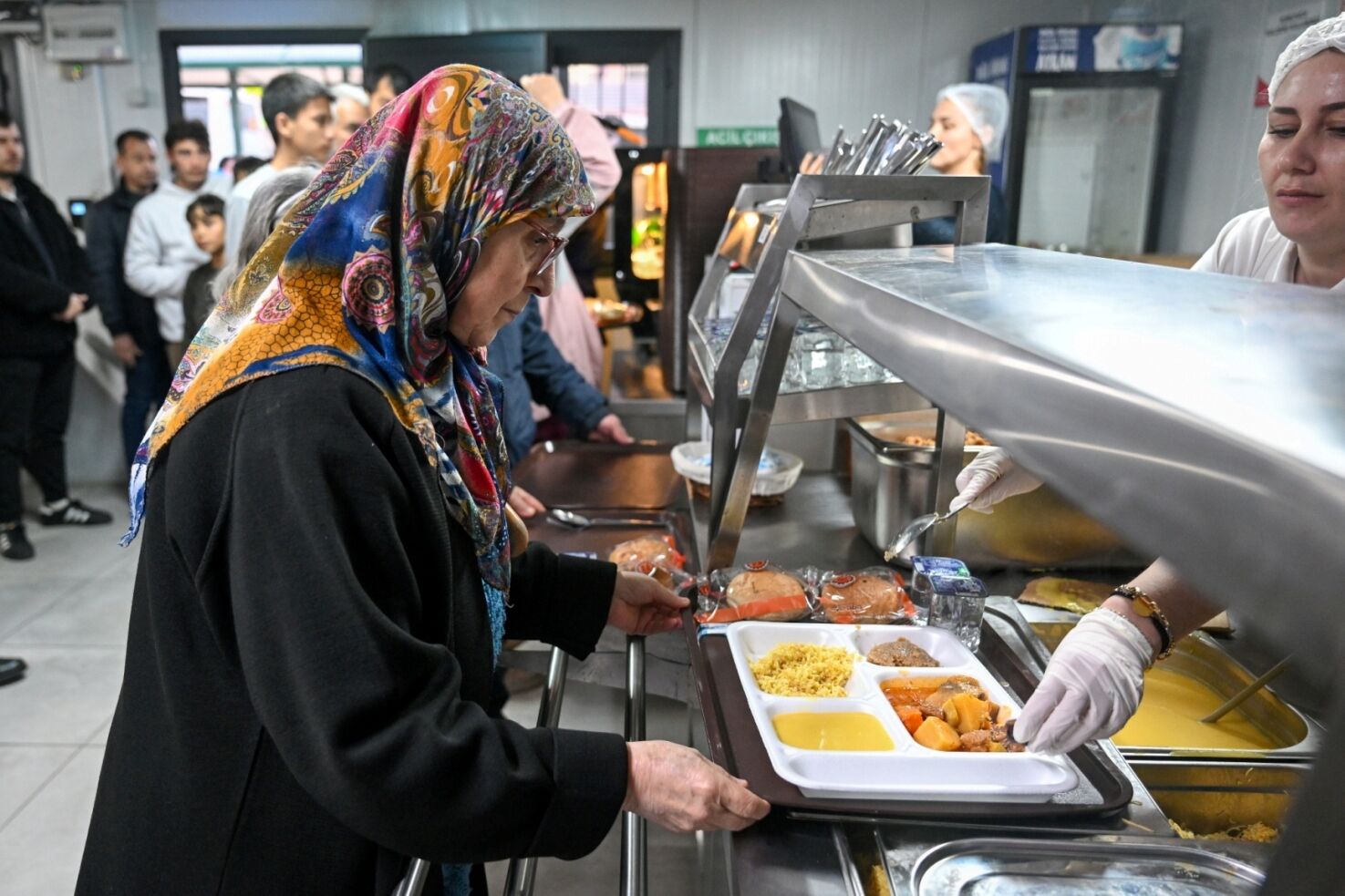 Bornovada Iftar Dayanismasi (6)