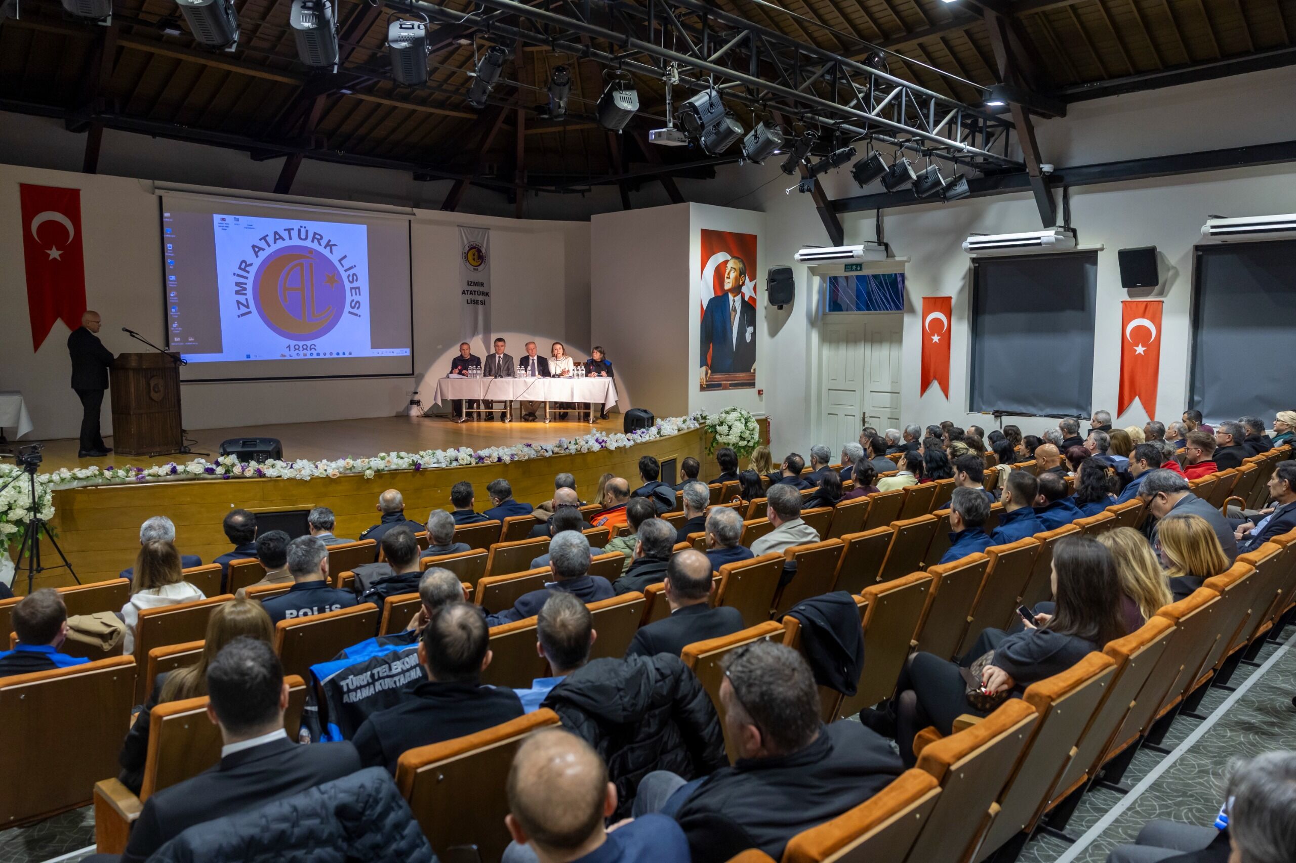 Konak’ta Afet Müdahale Planı Zirvesi (7)
