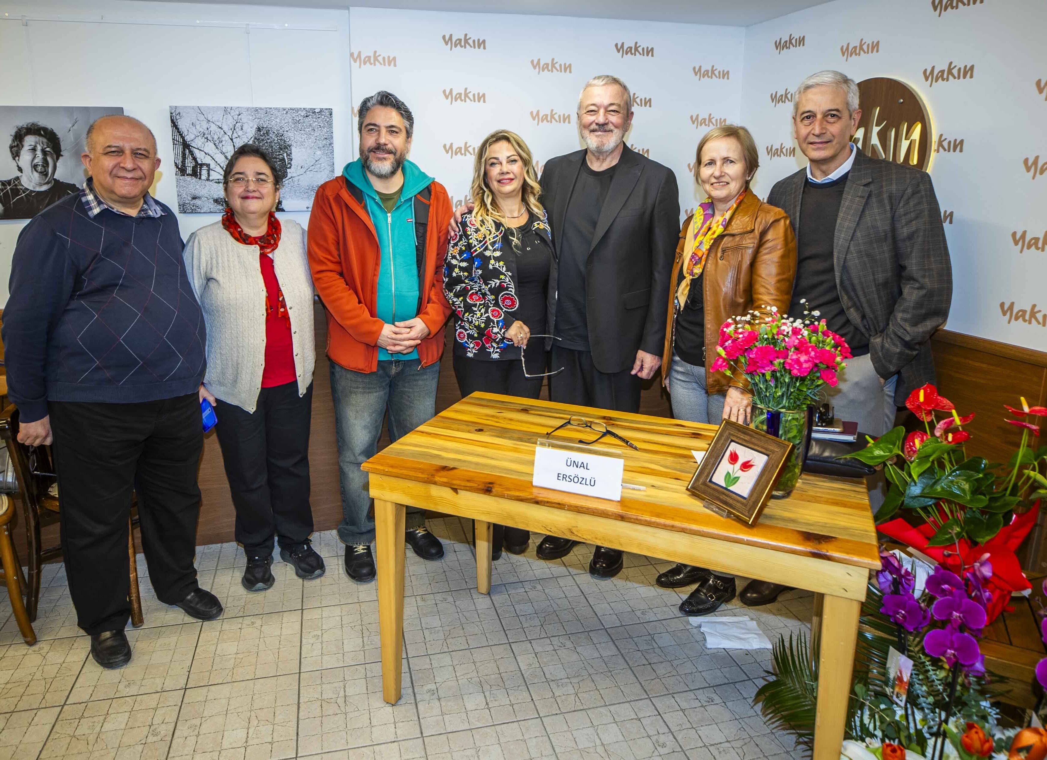 Ünal Ersözlü Ki̇tap İmza (1)