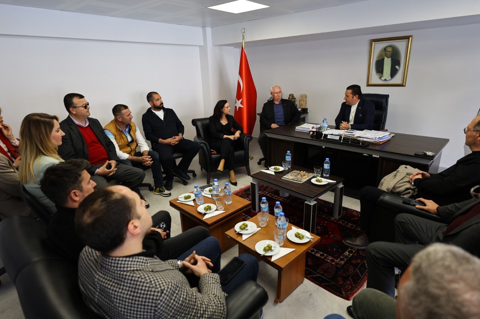 Başkan Sengel’den Oda Başkanlarina Zi̇yaret (8)