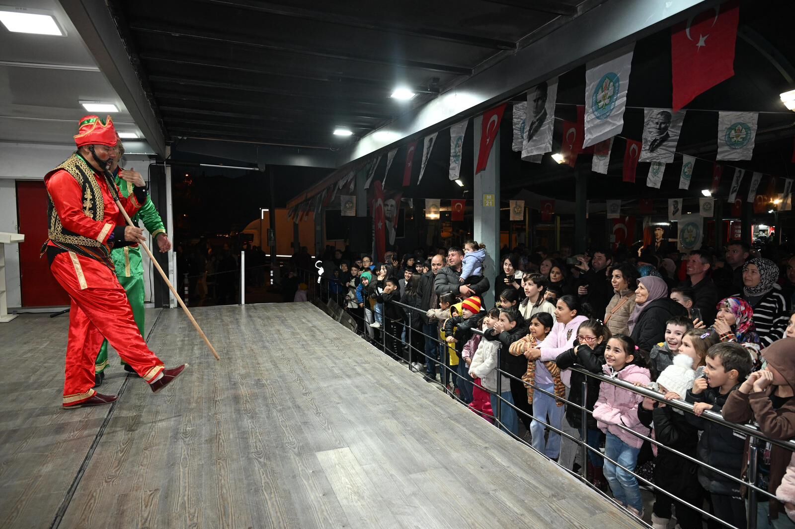 Demirci’deki İftar Sofrası Birlik Ve Bereketi Aynı Sofrada Buluşturdu (6)
