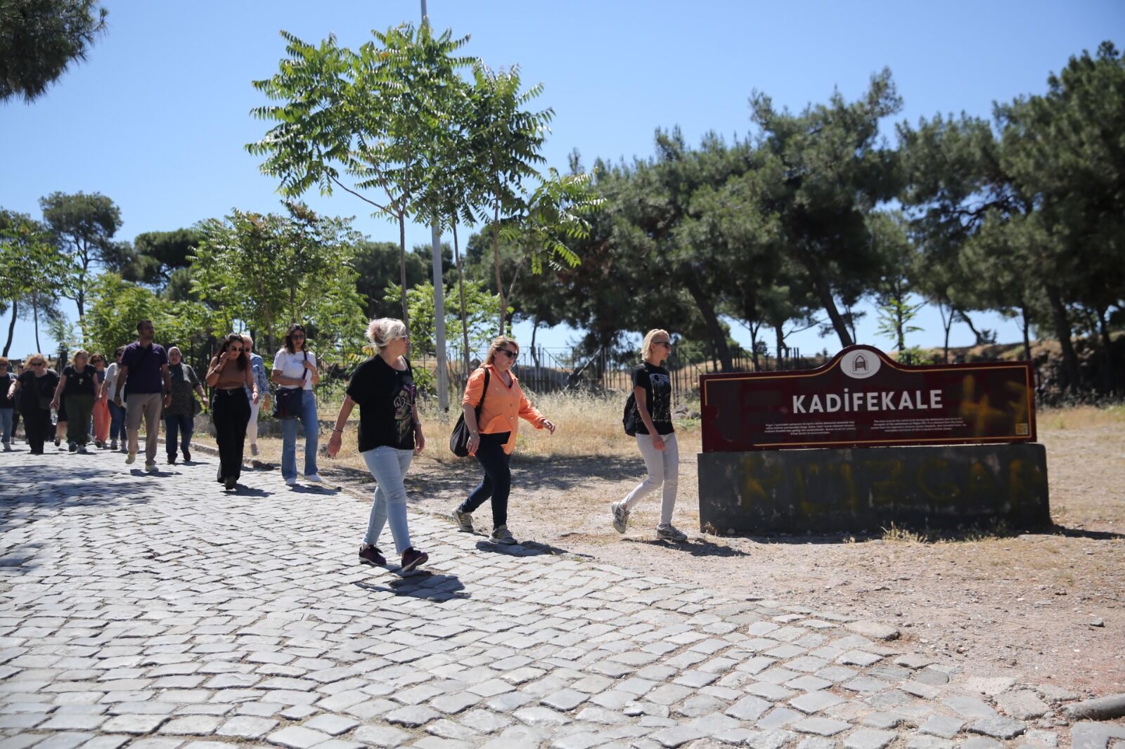 Konak Tarih Gezileri’nde Yeni Dönem Başlıyor (1)