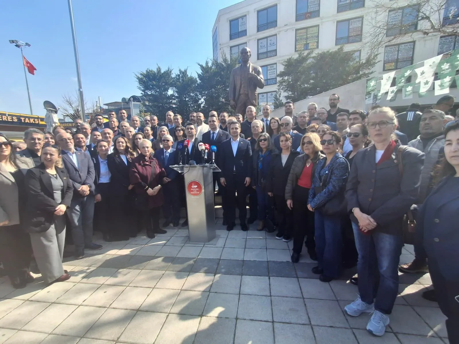 Mendereste Bicakli Saldiri Sonrasi Gucten Toplumsal Gerilim Uyarisi 2