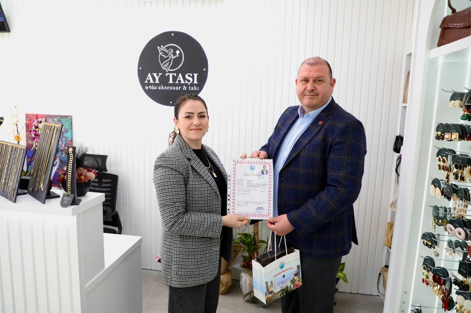 Yeni Iş Yeri (3)