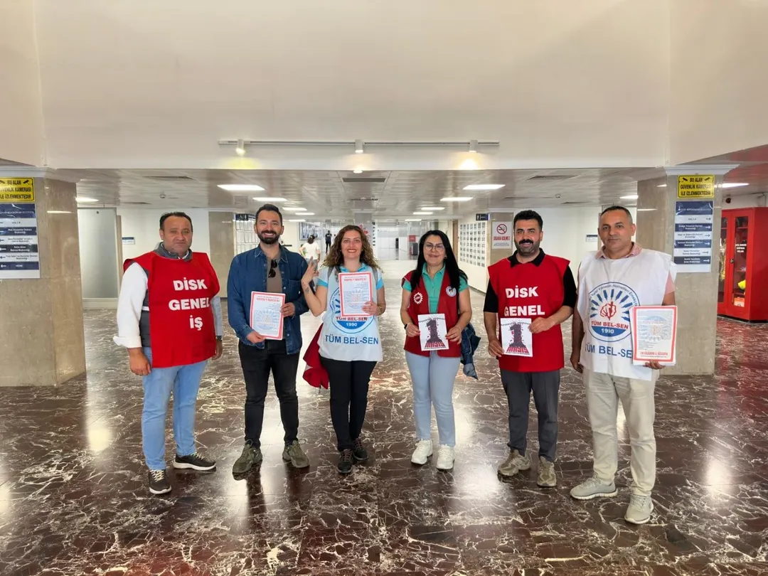 1 Mayis’ta Alanlardayiz!Genel İş Şubeleri Ile Birlikte Kültürpark Hollerde Gerçekleştirdiğimiz (1)