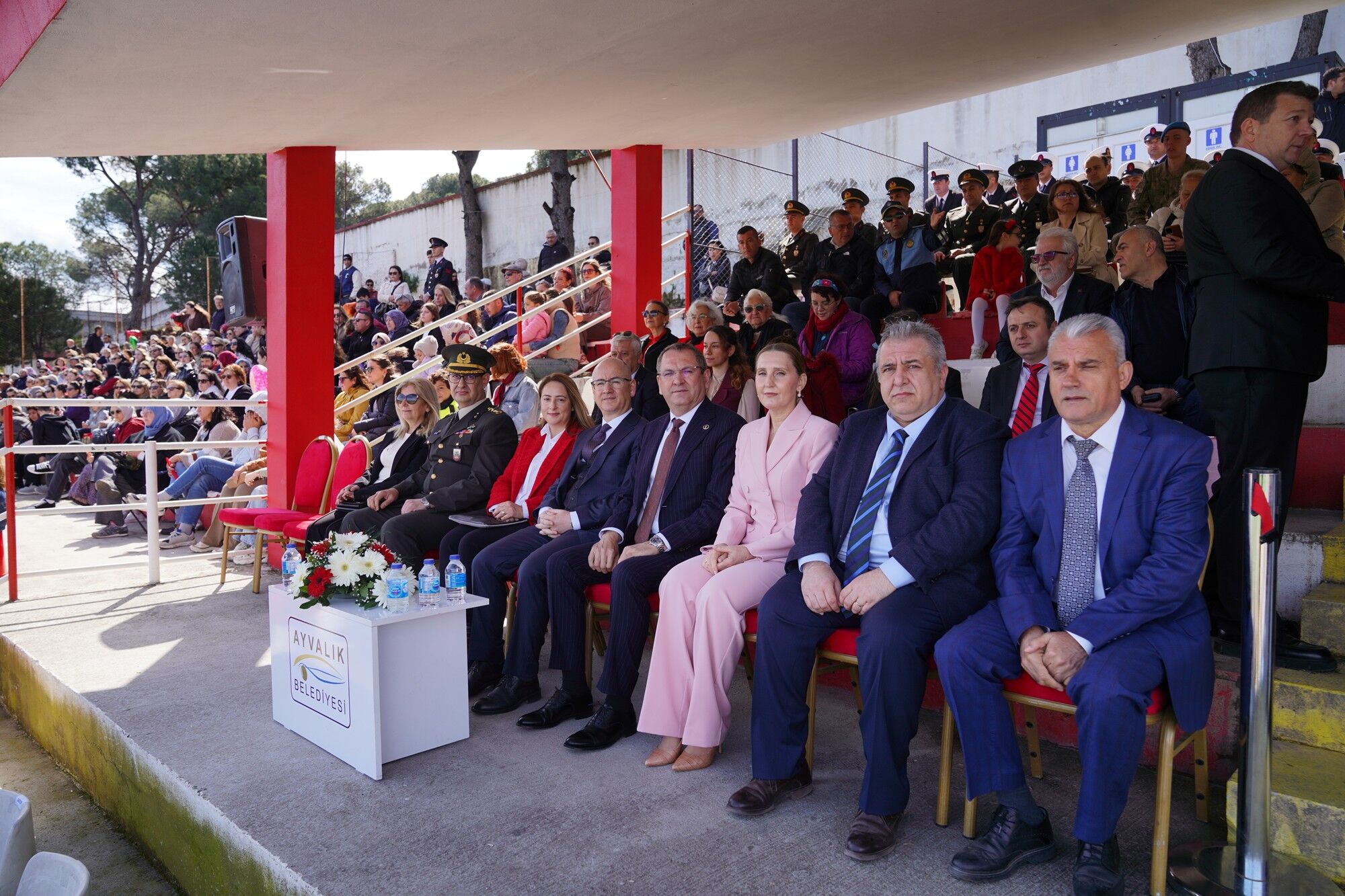 Ayvalik’ta 23 Ni̇san Coşkusu (3)
