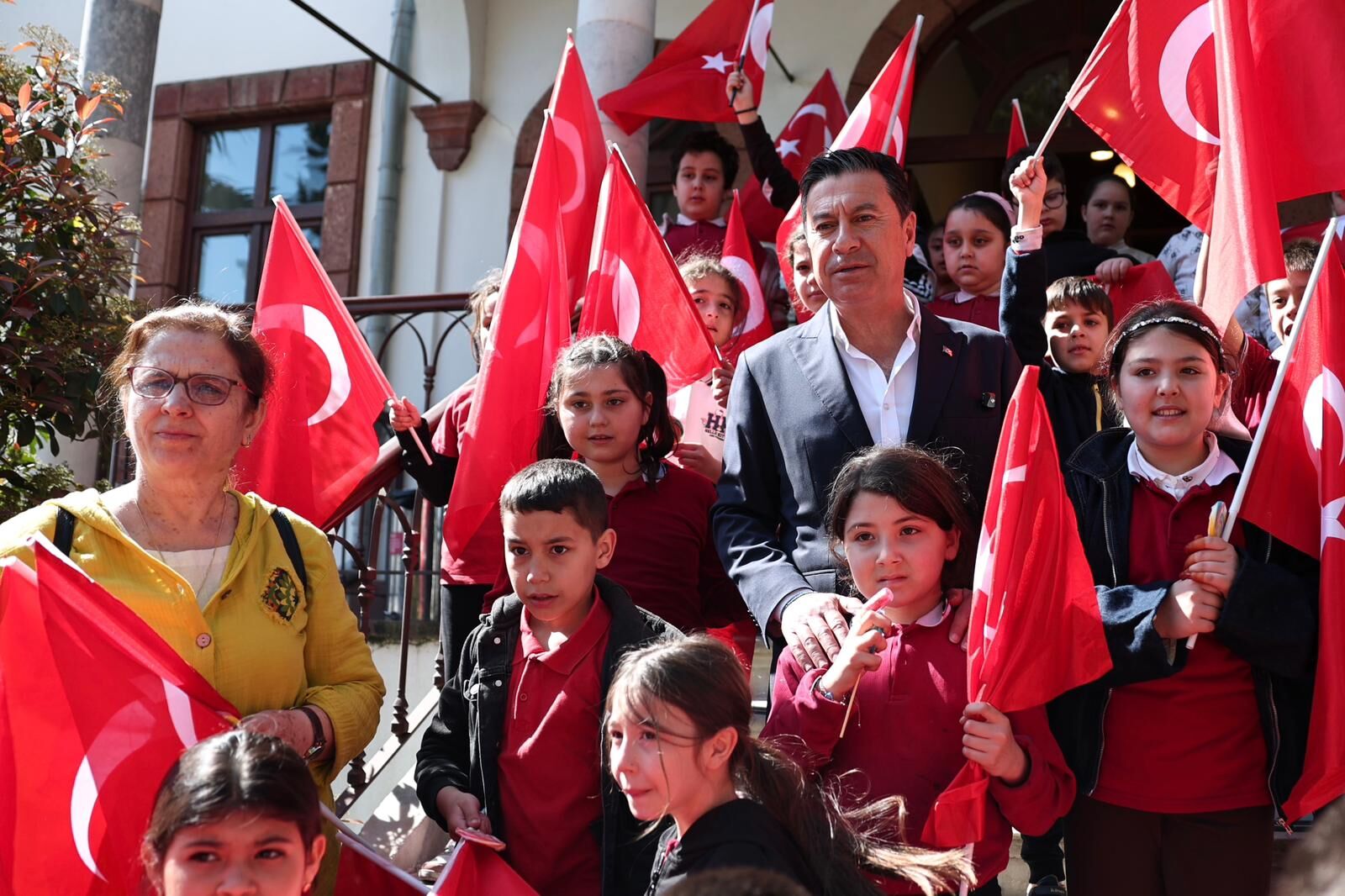 Başkan Aras’tan 23 Nisan Mesajı (7)